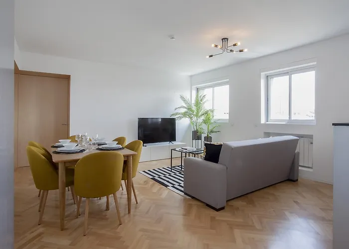 Liiiving In | Downtown Secret Luxury Apartament Porto