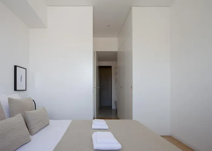 Liiiving In | Downtown Secret Luxury *