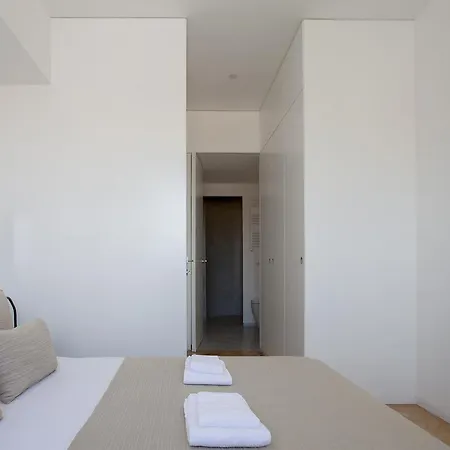 Liiiving In | Downtown Secret Luxury *