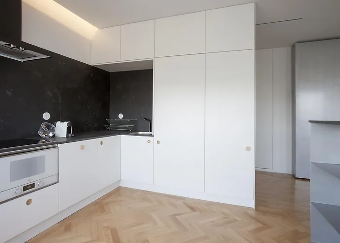 Liiiving In | Downtown Secret Luxury