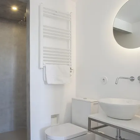 Liiiving In | Downtown Secret Luxury