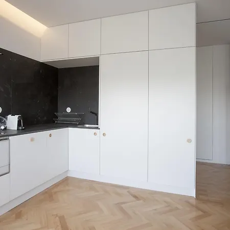 Liiiving In | Downtown Secret Luxury